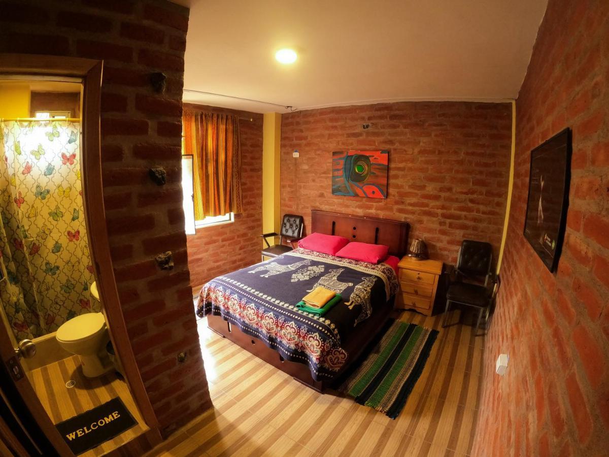 Hostal La Casa Amarilla City 바뇨스 외부 사진