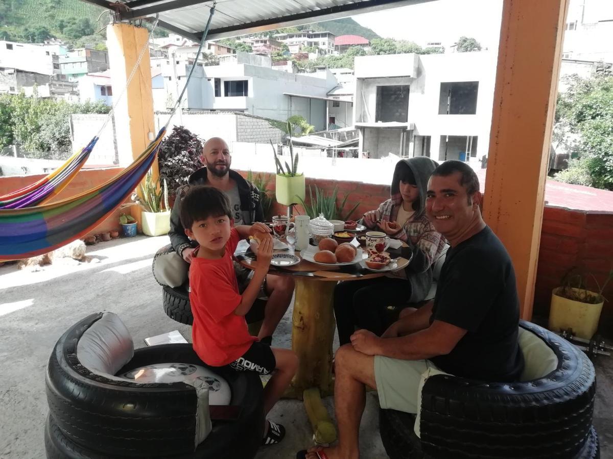 Hostal La Casa Amarilla City 바뇨스 외부 사진